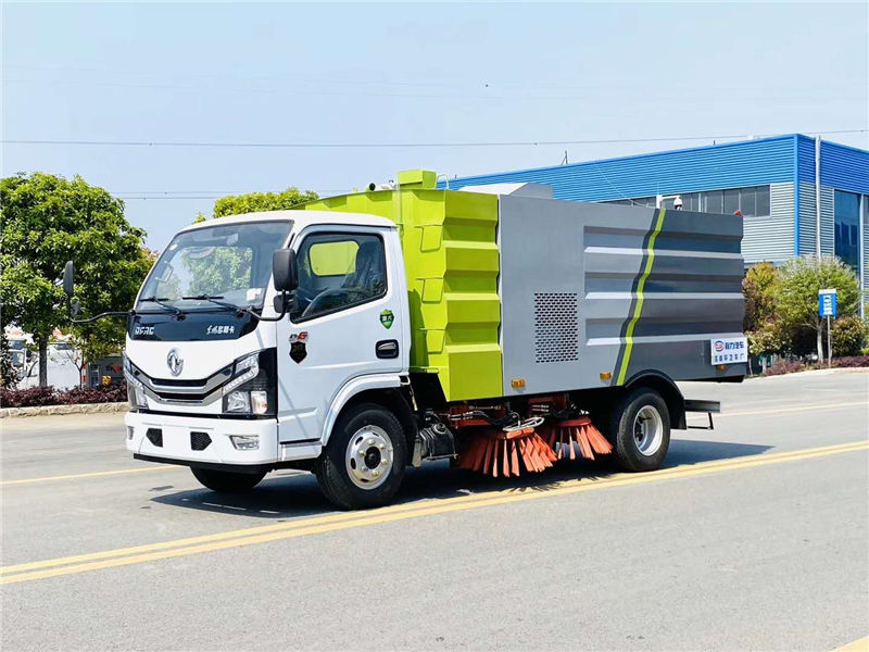 國六東風(fēng)多利卡掃路車